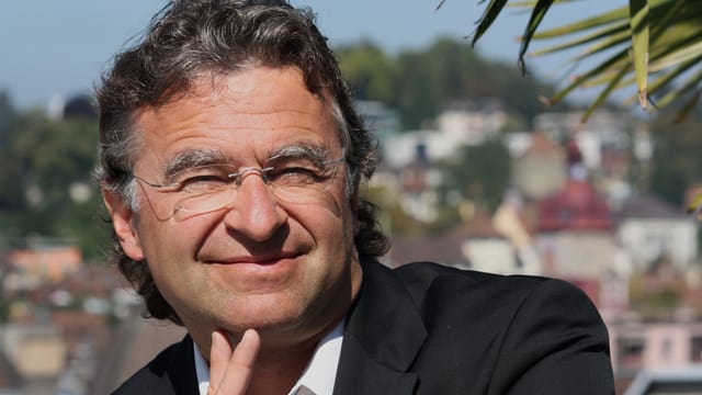 Mezdi: Ernst Wyrsch pretenda midada da strategia en la hotellaria