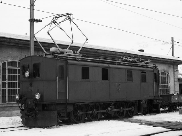 Fotografia da la locomotiva istorica 391