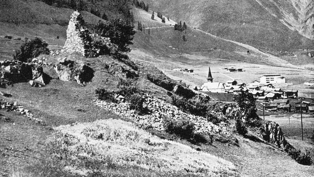 Restanzas da la Ruina da Putnengia sut Dieni en Val Tujetsch