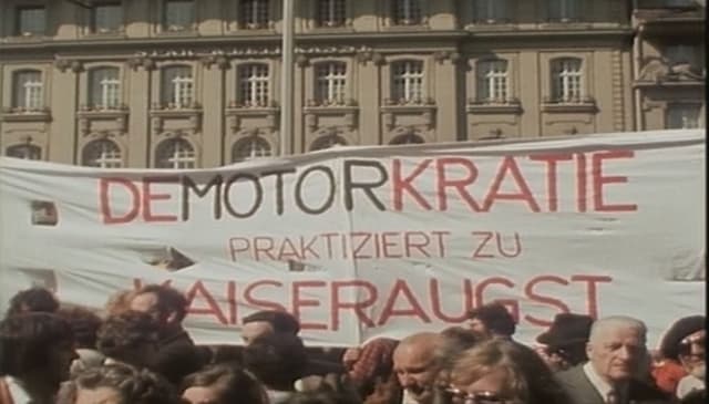 Demonstraziun a Berna encunter in ovra atomara a Kaiseraugst 26.04.1975