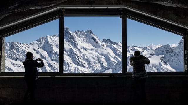 Vista sin las muntognas dal Jungfraujoch. 