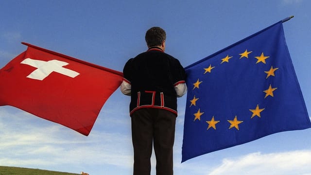 Bandiera da la Svizra e da l'UE