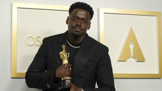 purtret da Daniel Kaluuya. purtret da Daniel Kaluuya.
