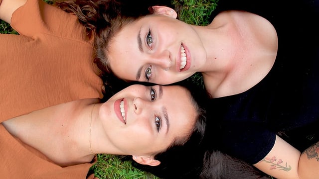 Jasmin scriva pli gugent englais e Svenja rumantsch