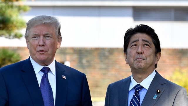 Donald Trumo e Shinzo Abe. 