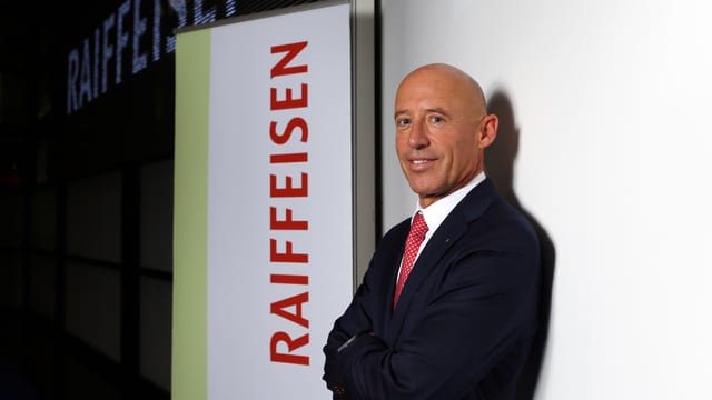 Patrik Gisel, il schef da la Raiffeisen.