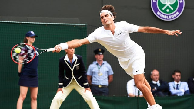 Roger Federer è en il mez-final a Wimbledon. 