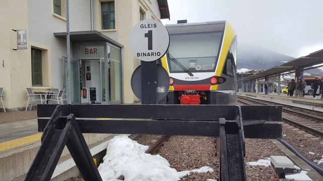Mezdi: Nov plan da finanziaziun per colliaziun da tren Scuol-Mals