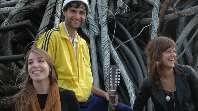 Las musicistas ed il musicist da sanester: Simona Caminada, Lorenz Aenis e Claudia Lombris.