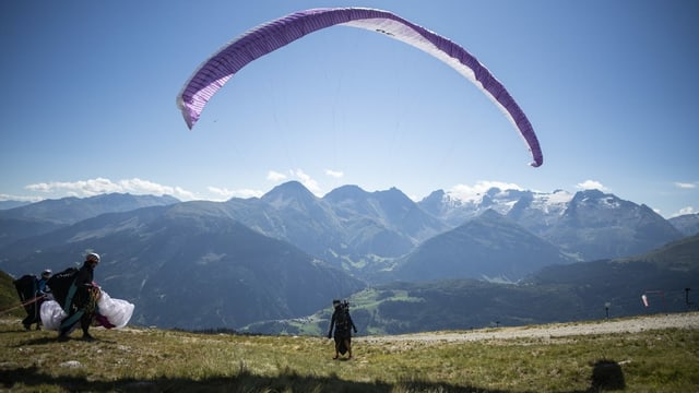 Paragliding Mustér – ils giuvens mancan