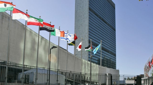 La sedia da l'ONU a New York.