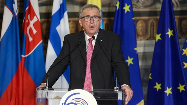 Il president da la cumissiun da l'UE, Jean-Claude Juncker durant ses pled.