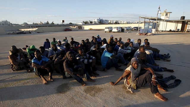 Fugitivs ch’han empruvà adumbatten da bandunar la Libia en direcziun Europa.