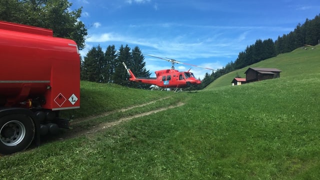 Bunura: Savognin: Helicopter grond per cumbatter bau-corsa