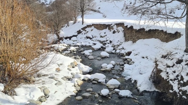 Mustér: Sanaziun dal rempar en Val d'Acletta