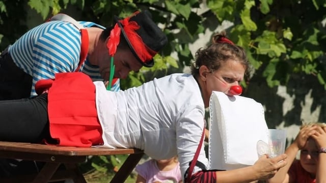 Bunura: Clowna Maria Dunst stat bain senza il circus
