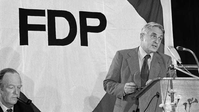 Purtret dad Ernst Brugger il 1976. Purtret dad Ernst Brugger il 1976.