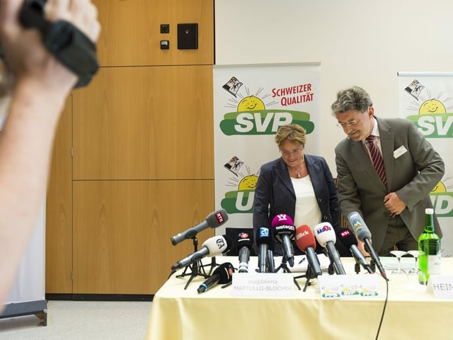 Heinz Brand preschenta la candidata Magdalena Martullo Blocher.