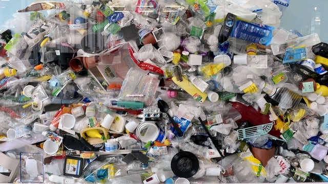 Saira: WEF 2020 – Schliar il problem cun il plastic