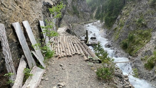 Segirtad en muntogna: Resta senda Schaftobel serrada?