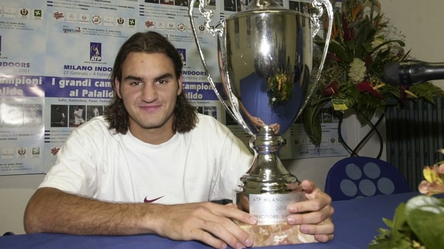Tennis: Perlas ord l'archiv - ils emprims onns da la carriera da Roger Federer