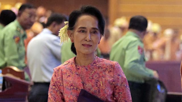 purtret da la presidenta dal Myanmar, Aung San Suu Kyi