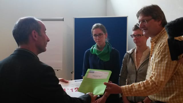 Franco Hübner (BSH), Melanie Rupf (SBK), Patrizia Kündig (VSAO) e Thomas Hensel (VPOD)