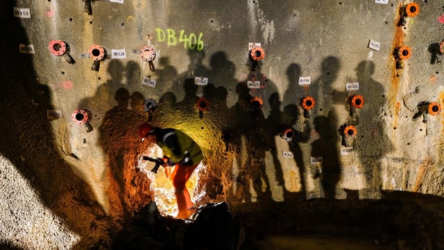 Mezdi: Perfuraziun tunnel da l'Alvra – tut è pront per il grond mument