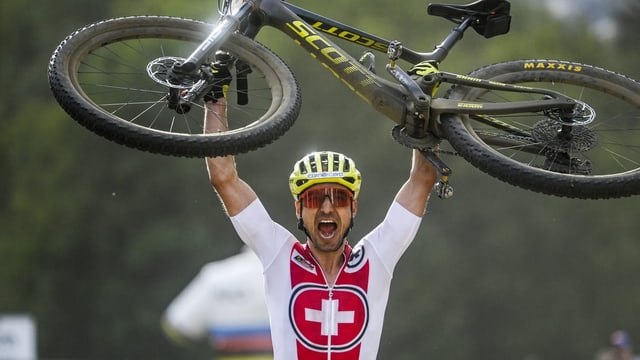 Intervista cun il nov campiun mundial Nino Schurter