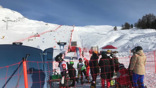 Jürgen Walch fa bilantscha da las cursas da snowboard a Scuol