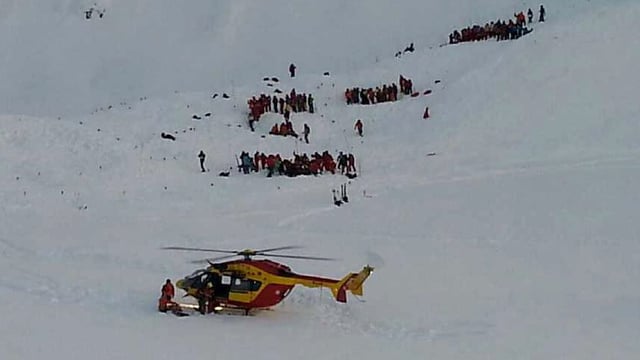 Accident da lavinas en las Alps franzosas.