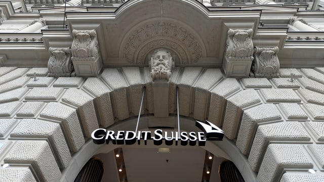 In bajetg da la Credit Suisse - ins vesa mo l'entrada ord la perspectiva da rustg.
