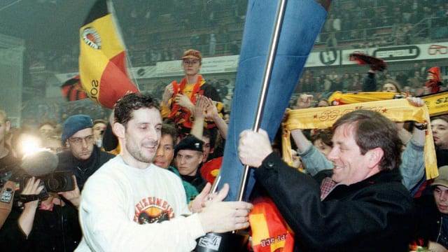 Surdada dal pocal a Roberto Triuliz, campiunadi Svizzre 1997