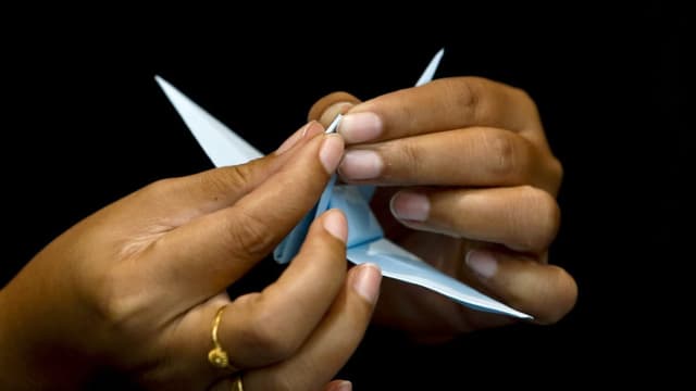 L'istorgia da l'origami en il Giapun