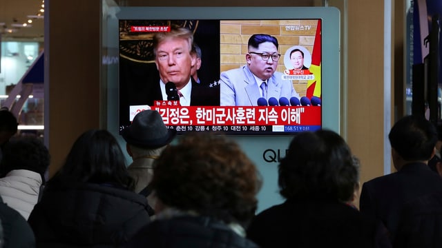 Las novitads da Trump e Kim vegnan persequitadas da persunas a Seoul.