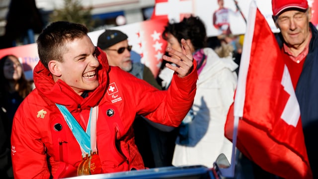 Saira: Para ski a Sursaissa senza Théo Gmür