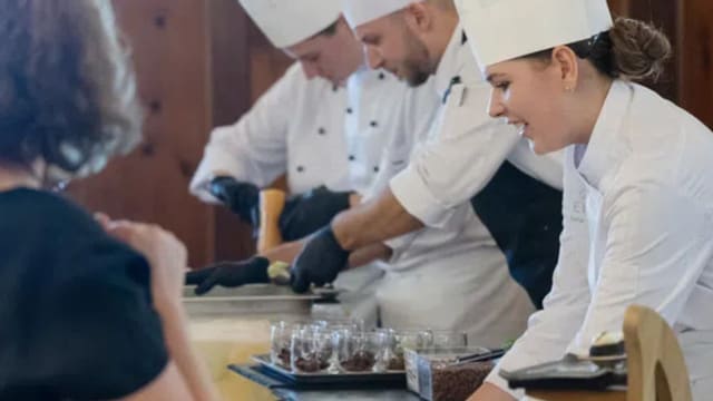 Food Festival Passugg cun viadi enturn il mund
