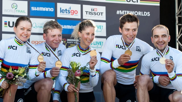 5 ciclists svizzers mussan lur medaglia d'aur
