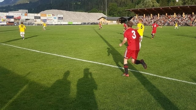 Per tadlar curt e cumpact