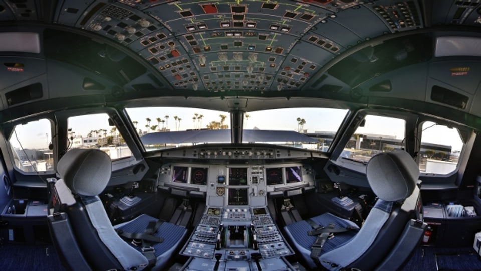 Cockpit d'in Airbus 320.