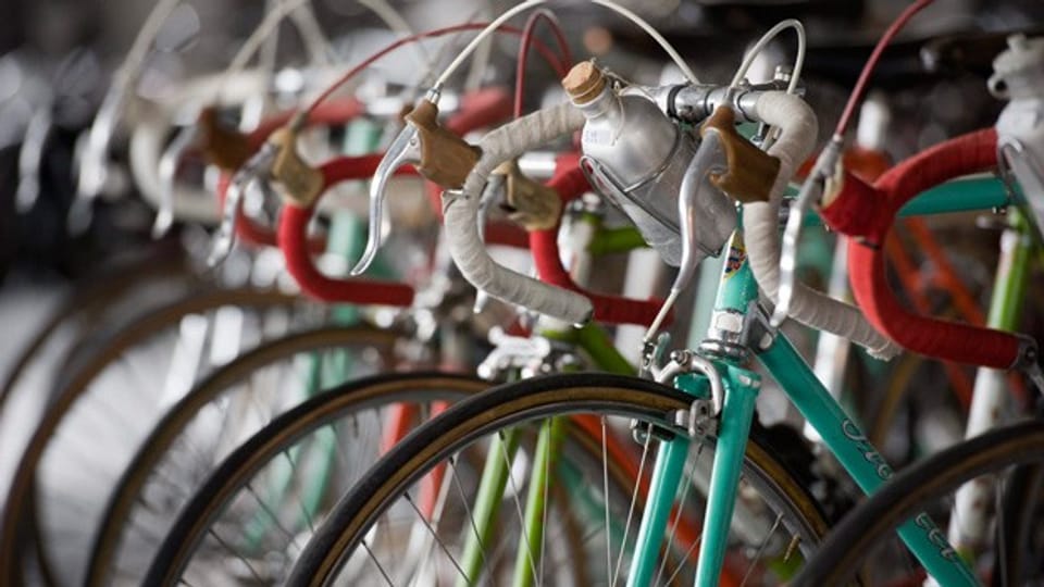 Il prinzipi da bike-sharing: Mes velo è er tes velo.