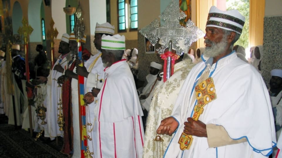Dignitaris ortodoxs en la catedrala Enda Mariam ad Asmara (Eritrea).