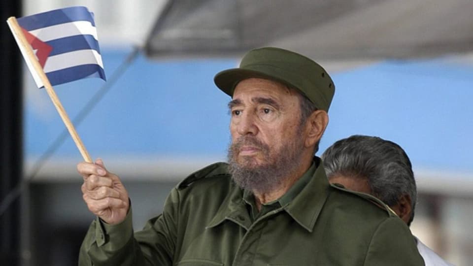 Fidel Castro, qua anc avant 10 onns. Oz è el mort en la vegliadetgna da 90 onns.