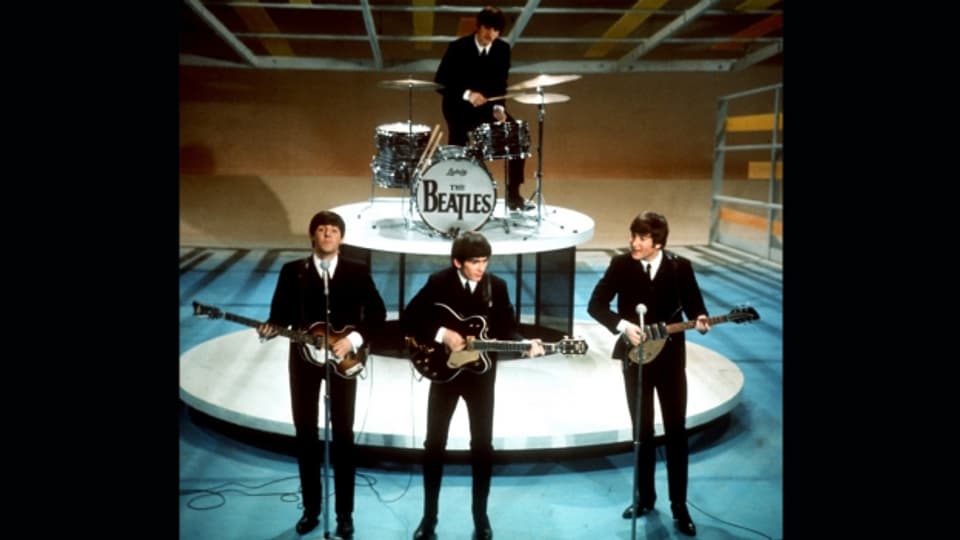 The Beatles durant lur preschentaziun en l'emissiun da televisiun americana "Ed Sullivan Show"