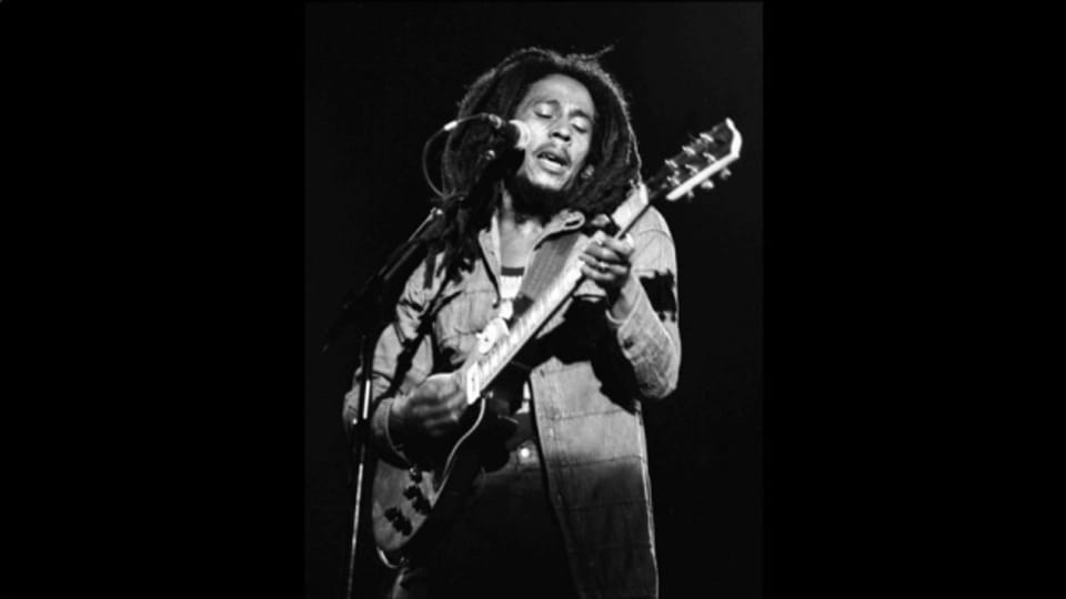 Bob Marley durant in concert