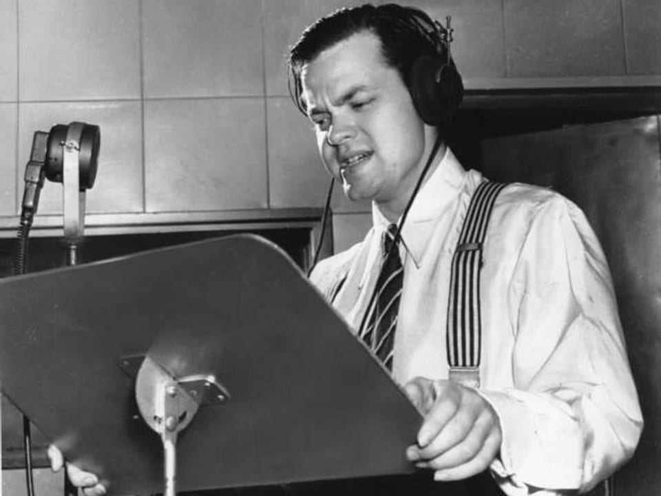Orson Welles ha registrà quest gieu auditiv.