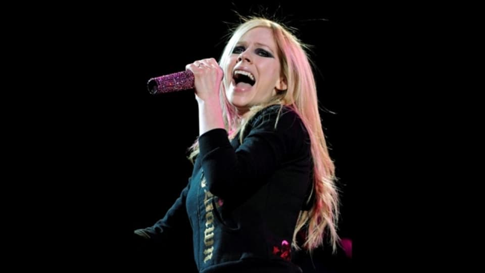 La chantadura Avril Lavigne durant in concert l'onn 2008