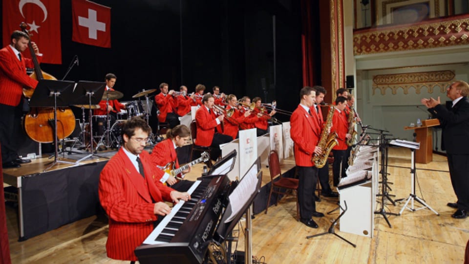 Swiss Army Big Band en acziun