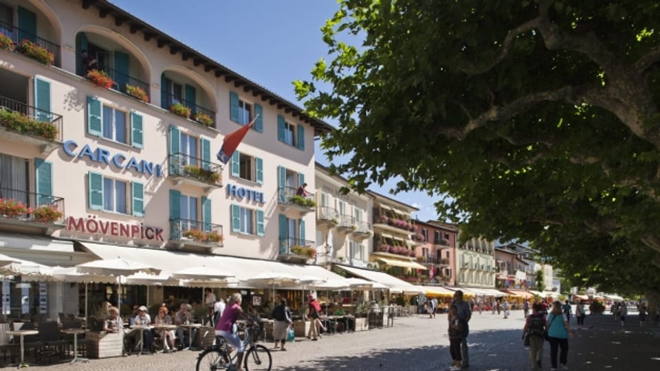 In mais en l'hotel – quai ch'era ina giada be pussaivel per milliunaris po ussa in e scadin far ad Ascona per 500 francs.