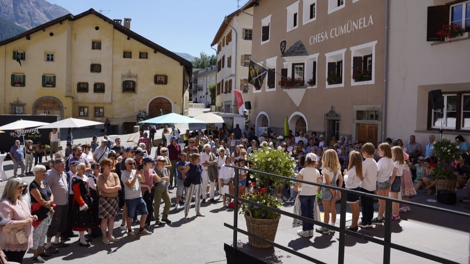 Aufführung am «Festival da la chanzun rumantscha» 2022 in Zuoz Festival da la chanzun rumantscha in Zuoz